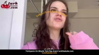 Nur Turan ifşa Ev temizliği paspas