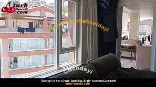 Fatma, her telden ifşa edilmiş elbise, biraz kısa geldi
