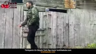 Kafası güzel Hira Helis köyde rastladığı elemana sakso çekip yüzüne patlattırdı